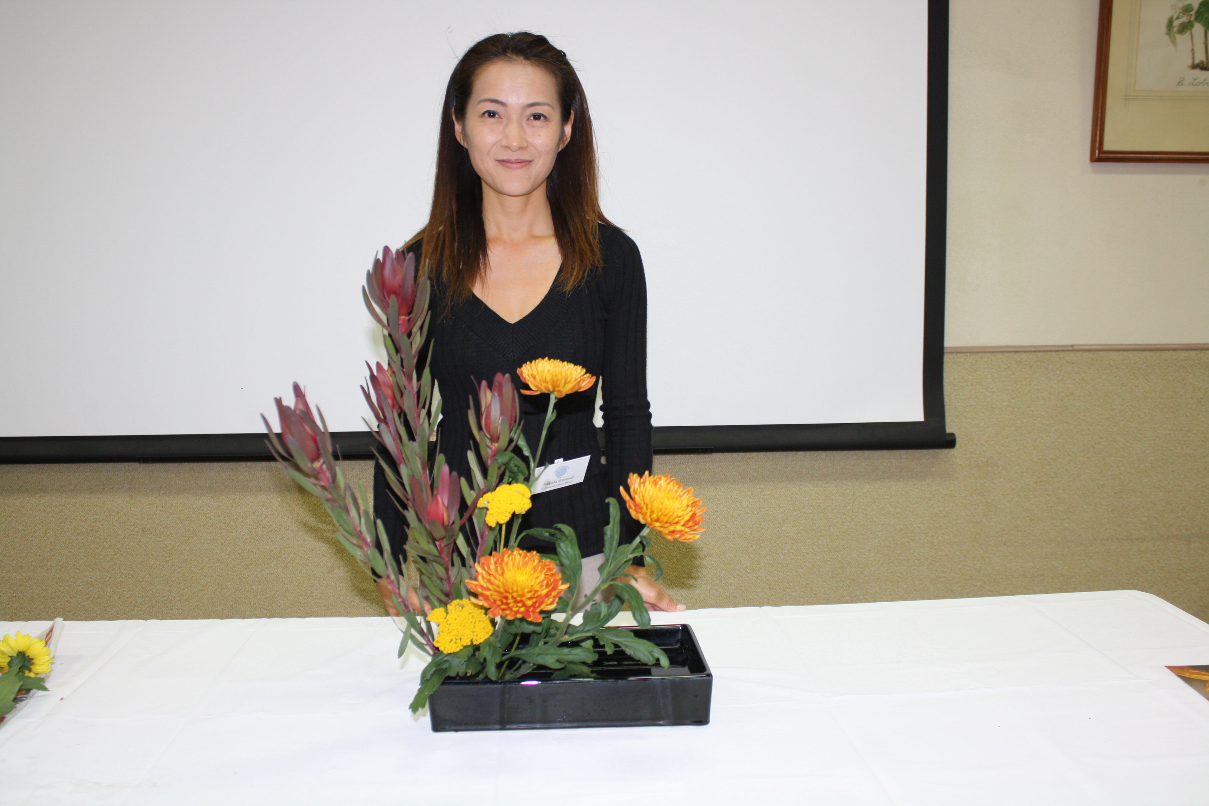 Ikebana Flower Arrangement Workshop by Nakaba Emtesali
